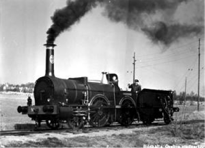 Prins August locomotive (B&W)